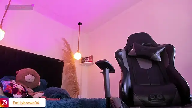 Emily brown04 online show from 04/20/26, 07:15