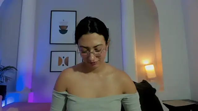 victoria flores1 online show from 01/16/26, 10:25