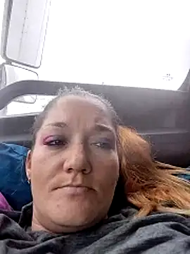 SnowBunny1224 online show from 12/02/25, 07:20