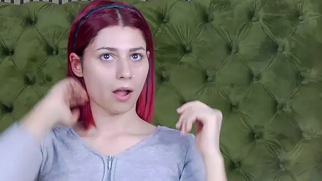 LunaHart online show from 02/25/26, 05:28