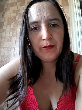 Snapshot of EvelinCutex chatting on 09/13/25, 06:35 EvelinCutex online show from 09/13/25, 06:35