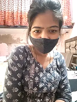 Paakhi-Singh online show from 11/25/25, 04:12