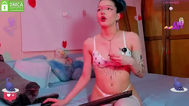 Bluedarkelf888 online show from 02/14/26, 12:07