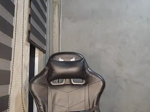 RowyCam online show from 09/08/25, 03:11