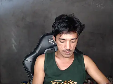 RowyCam online show from 11/23/25, 06:35