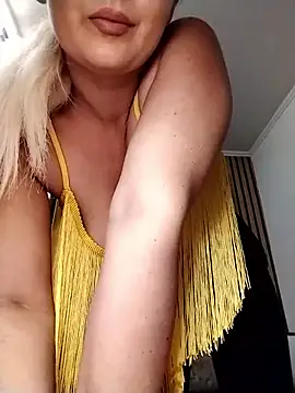 Mayaaaaaa  online show from 12/02/25, 09:03