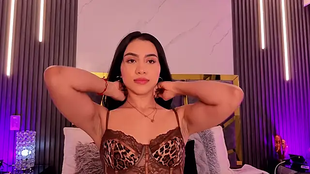 ScarletTorres online show from 04/19/26, 01:32