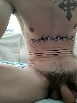 Snapshot of Henz007 chatting on 10/01/25, 10:43 Henz007 online show from 10/01/25, 10:43