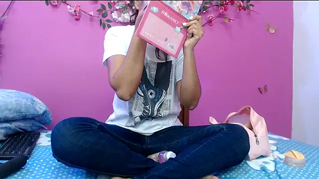 skinnybarbie022 online show from 03/17/26, 12:59