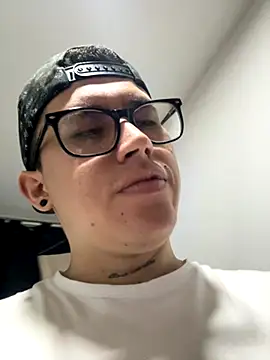 Kurtxxx22 online show from 11/07/25, 05:07