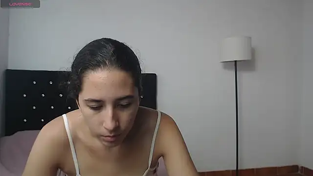 Snapshot of lilacream chatting on 09/28/25, 03:50 lilacream online show from 09/28/25, 03:50