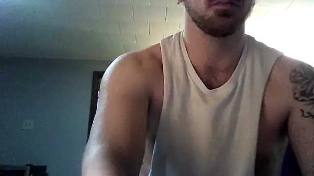 Snapshot of WyattL96 chatting on 08/02/26, 04:11 WyattL96 online show from 08/02/26, 04:11