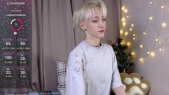 Snapshot of NextVibe_ chatting on 12/18/25, 05:19 NextVibe online show from 12/18/25, 05:19