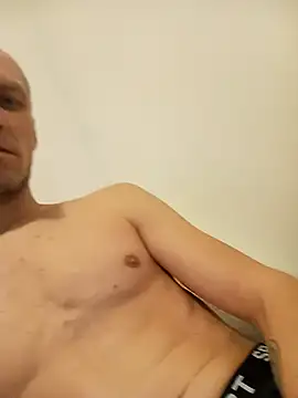 nowamoc34 online show from 12/01/25, 03:55