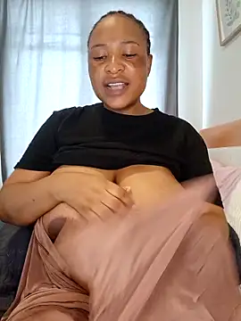 Sweetbxxx24 online show from 03/12/26, 09:48