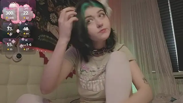 Snapshot of Miko_Meow chatting on 10/02/25, 06:53 Miko Meow online show from 10/02/25, 06:53