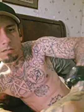 Snapshot of DarkestDaze13 chatting on 03/13/26, 10:27 DarkestDaze13 online show from 03/13/26, 10:27