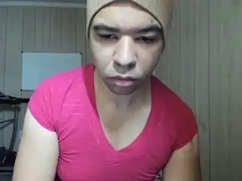 Snapshot of NaturalBeautyQueen chatting on 11/09/25, 11:41 NaturalBeautyQueen online show from 11/09/25, 11:41