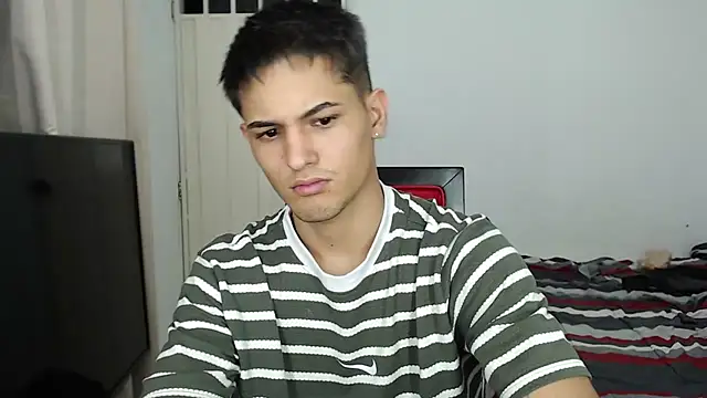 Alex mojica online show from 11/22/25, 06:56