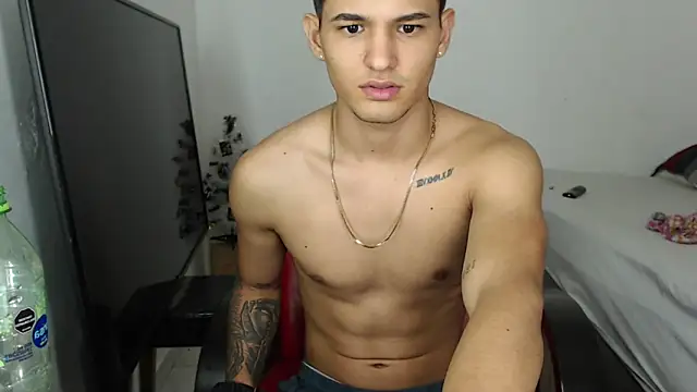 Alex mojica online show from 11/29/25, 08:17