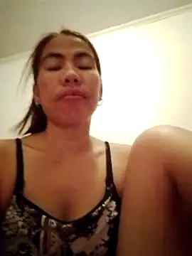 Deliciousgirl14 online show from 04/04/26, 05:54