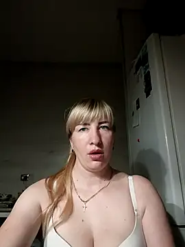 babyjessi online show from 09/10/25, 09:04