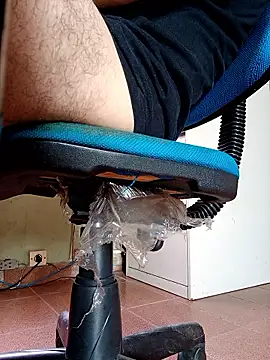 cherlebrow online show from 03/07/26, 01:41