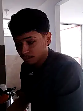 LordValdomero-00 online show from 11/20/25, 04:29