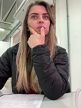 Snapshot of SweetGraciosa chatting on 10/09/25, 12:25 SweetGraciosa online show from 10/09/25, 12:25