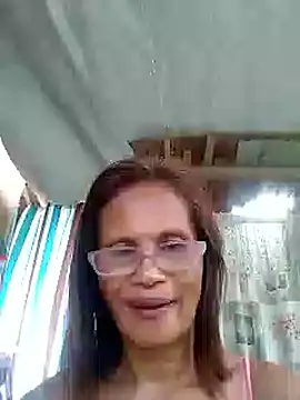 Snapshot of Kristen05 chatting on 09/09/25, 02:44 Kristen05 online show from 09/09/25, 02:44