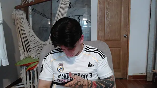 AteneoJr online show from 10/26/25, 04:51