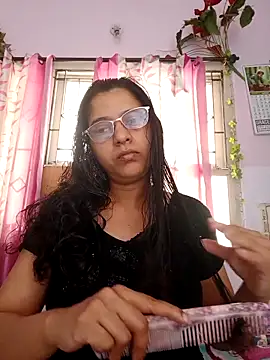 thanusi 2 online show from 10/23/25, 07:18