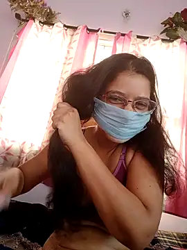 thanusi 2 online show from 04/19/26, 05:07