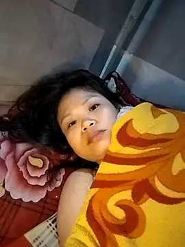 LinhNa999 online show from 11/30/25, 10:14