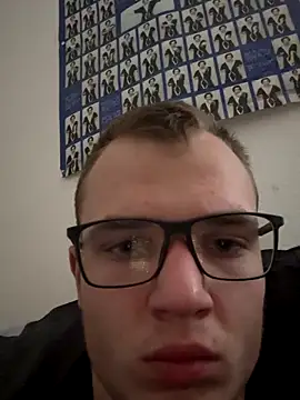Snapshot of Levin_geil chatting on 11/05/25, 03:12 Levin geil online show from 11/05/25, 03:12