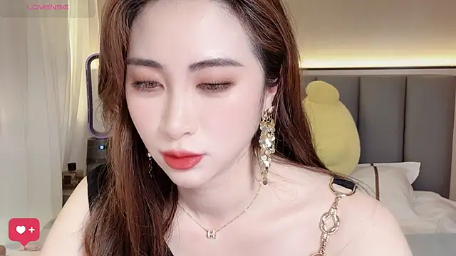 wuyueaini online show from 05/02/26, 06:51