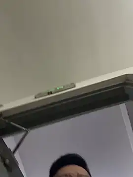 smallsmallsmallbird online show from 03/20/26, 04:56