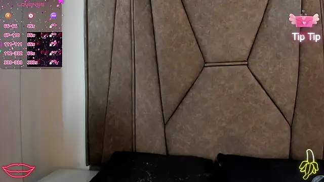 Isabela Colins online show from 09/30/25, 12:32