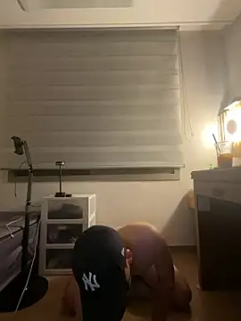 Snapshot of jdorraa1112 chatting on 10/11/25, 03:10 jdorraa1112 online show from 10/11/25, 03:10