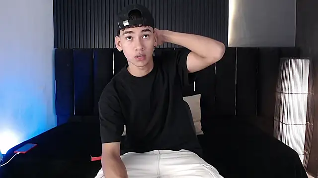 Dominic ghost online show from 03/04/26, 12:05