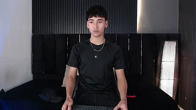 Dominic ghost online show from 04/12/26, 10:04