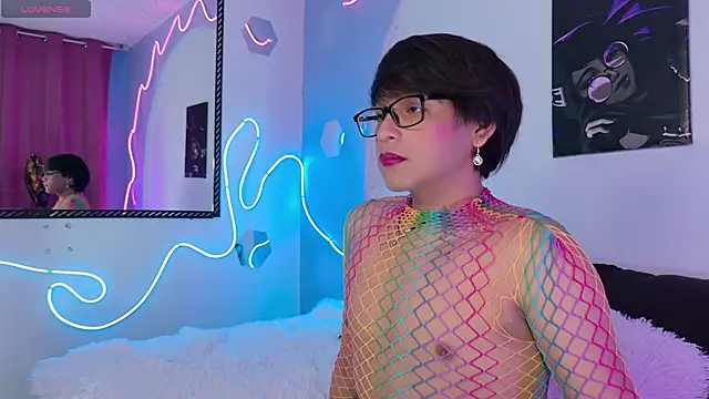 Dannyhot  online show from 11/11/25, 09:04