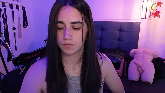 elowen halley1 online show from 10/02/25, 06:48