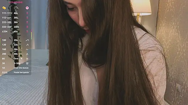 Trinity Bunny online show from 11/28/25, 01:03