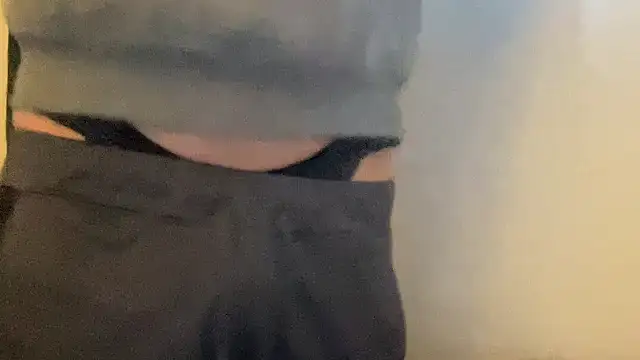 Snapshot of peterpapiNL chatting on 09/24/25, 05:44 peterpapiNL online show from 09/24/25, 05:44