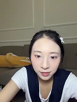 Snapshot of shishi0688 chatting on 05/06/26, 12:54 shishi0688 online show from 05/06/26, 12:54