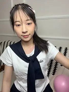 Snapshot of shishi0688 chatting on 07/21/26, 02:52 shishi0688 online show from 07/21/26, 02:52