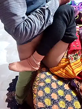 Snapshot of Sonabhabhi96 chatting on 01/05/26, 05:27 Sonabhabhi96 online show from 01/05/26, 05:27