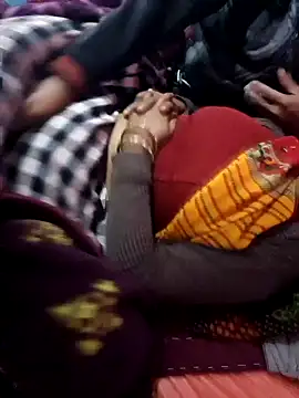 Snapshot of Sonabhabhi96 chatting on 02/13/26, 03:52 Sonabhabhi96 online show from 02/13/26, 03:52