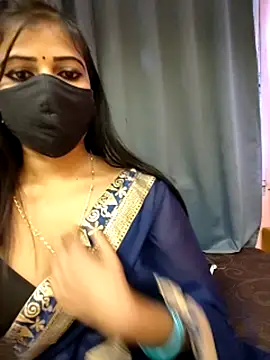 Misss-julli online show from 12/23/25, 02:42